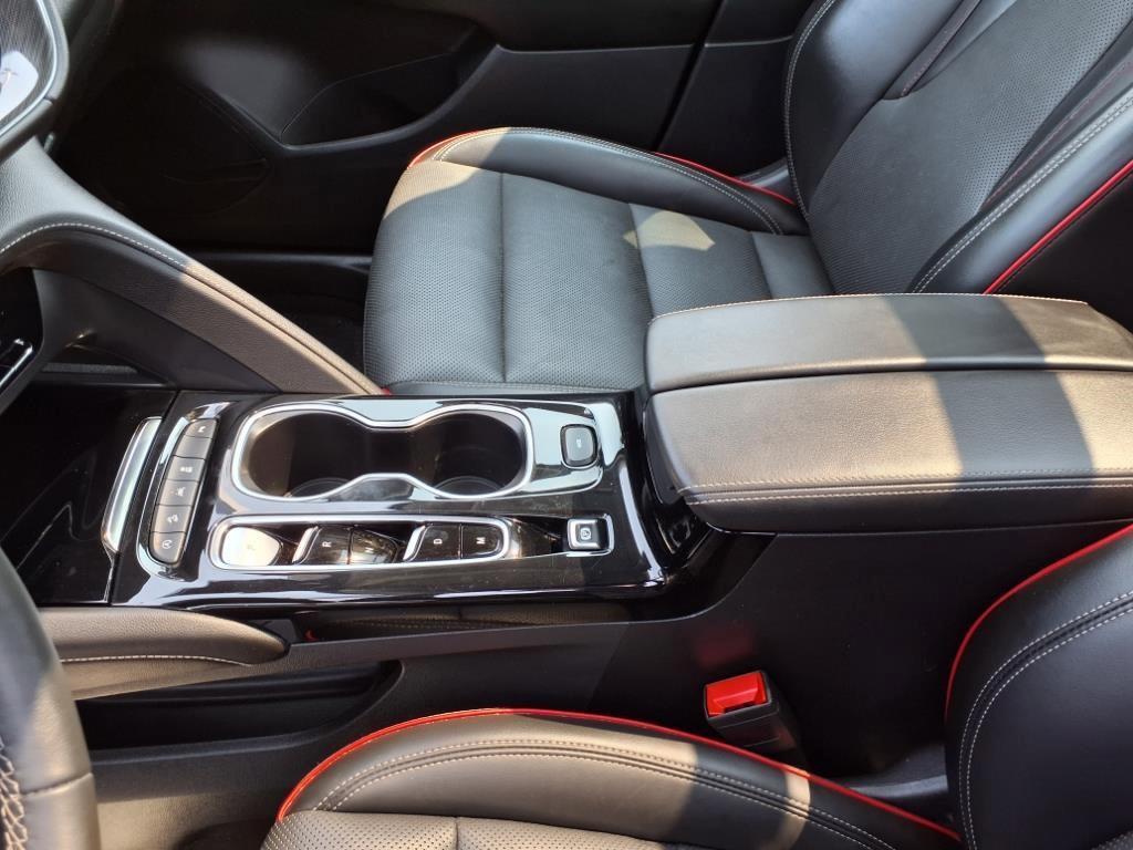 used 2022 Buick Envision car, priced at $27,332