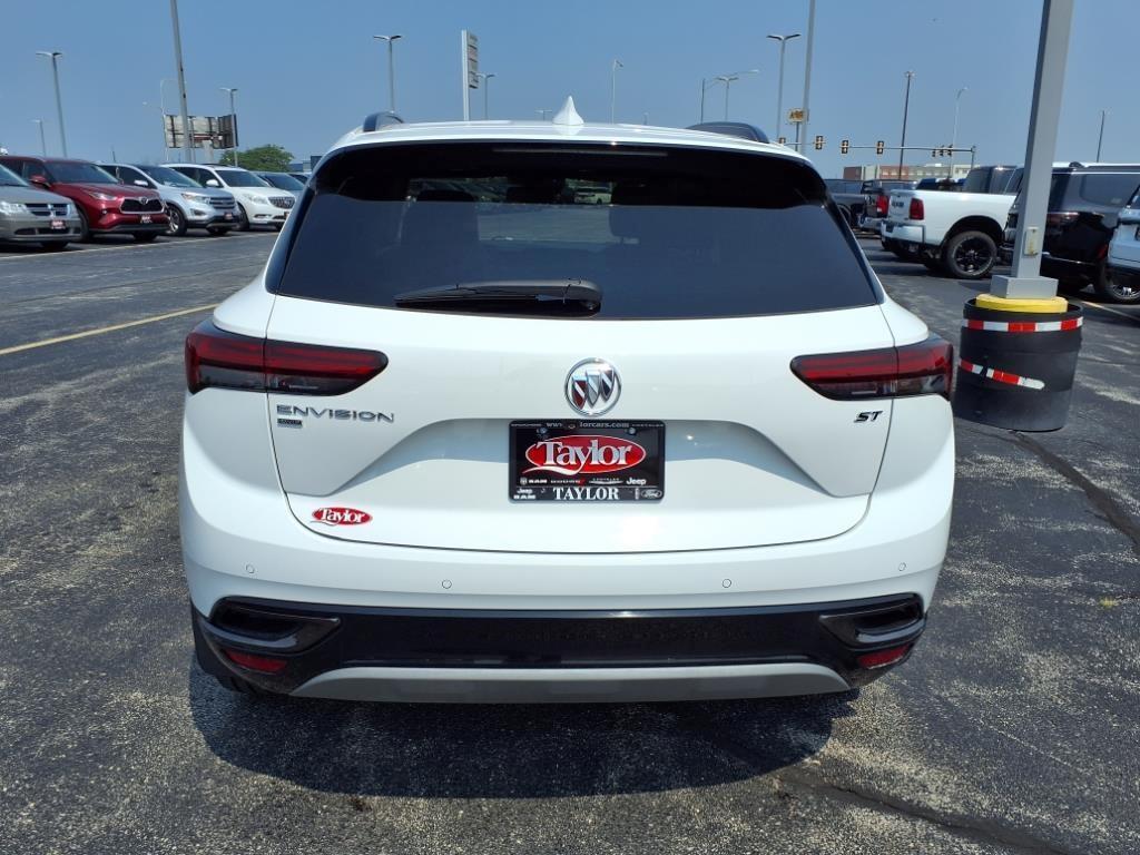 used 2022 Buick Envision car, priced at $27,332