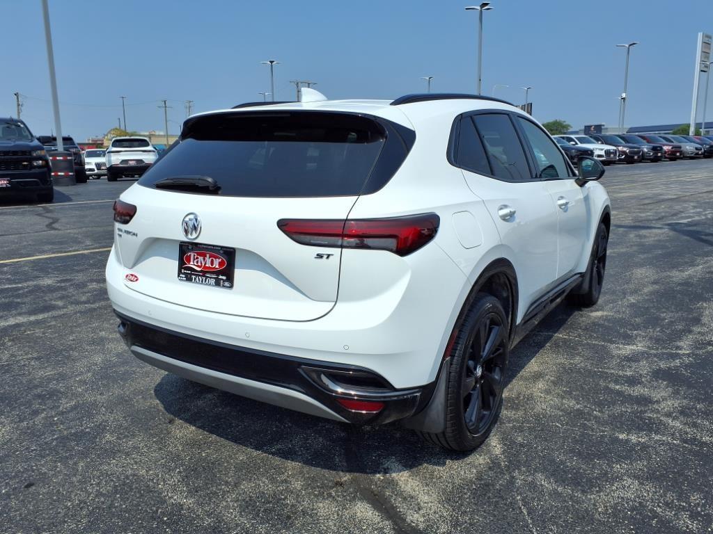 used 2022 Buick Envision car, priced at $27,332