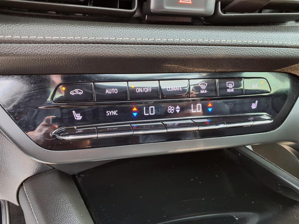used 2022 Buick Envision car, priced at $27,332