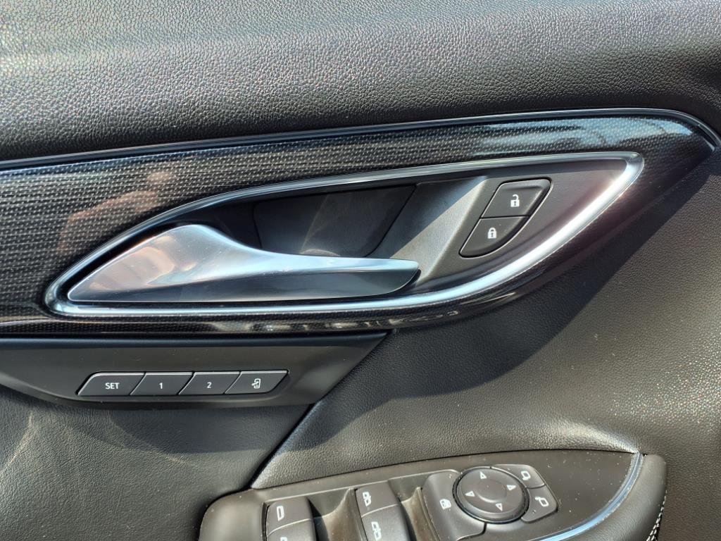 used 2022 Buick Envision car, priced at $27,332