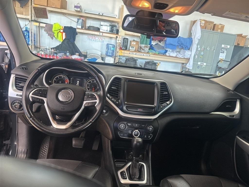 used 2018 Jeep Cherokee car, priced at $16,806