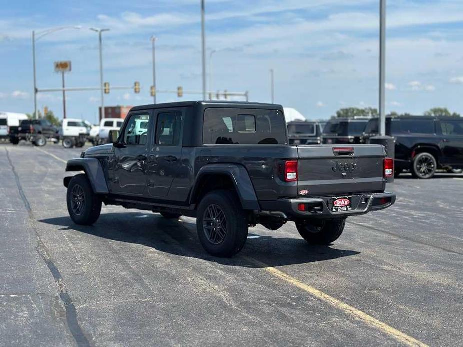 new 2024 Jeep Gladiator car, priced at $43,591