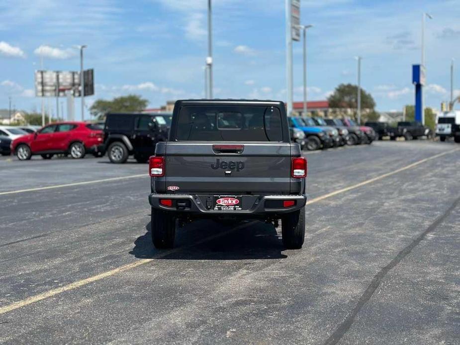 new 2024 Jeep Gladiator car, priced at $43,591