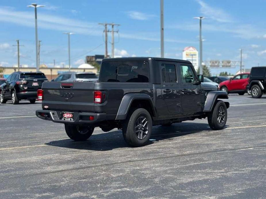 new 2024 Jeep Gladiator car, priced at $43,591