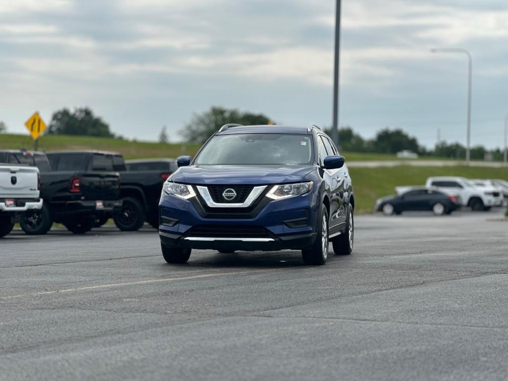 used 2019 Nissan Rogue car, priced at $19,958
