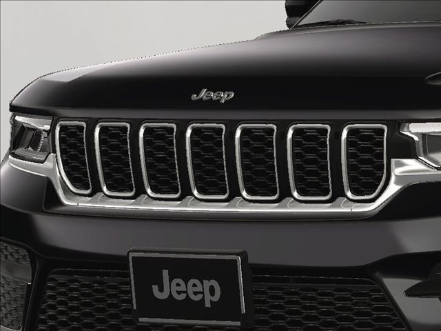new 2025 Jeep Grand Cherokee car, priced at $38,004