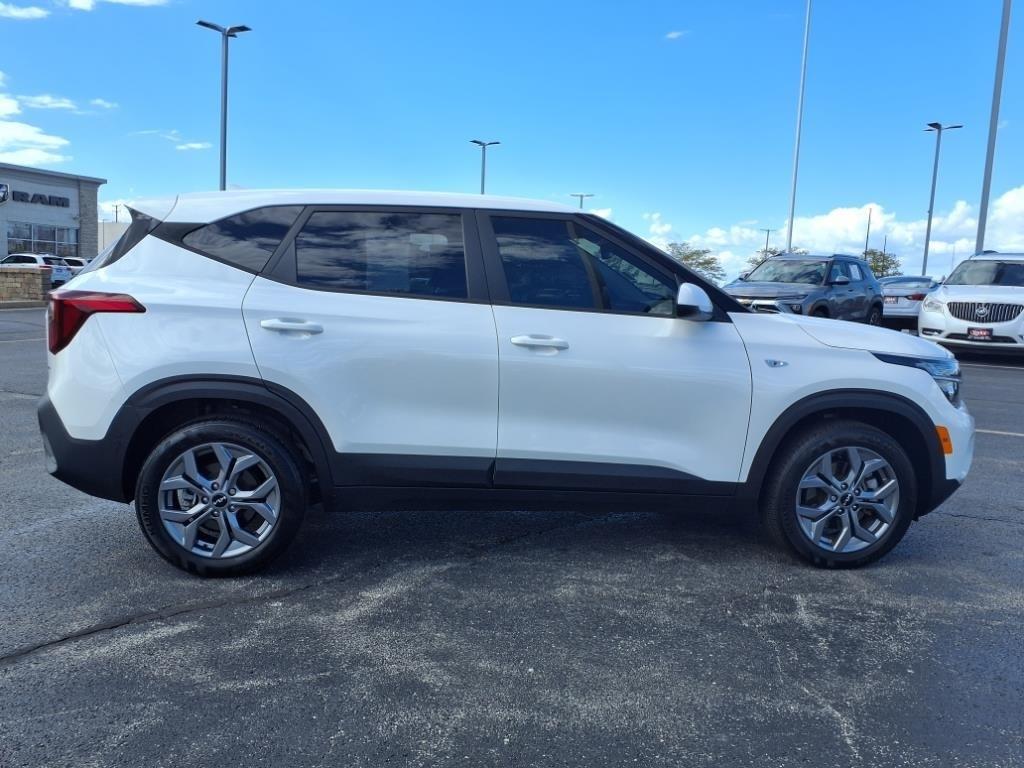 used 2024 Kia Seltos car, priced at $22,147
