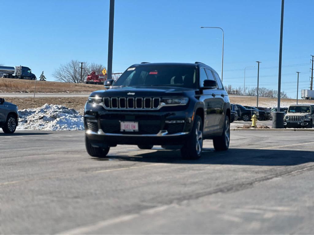 new 2025 Jeep Grand Cherokee L car, priced at $54,535