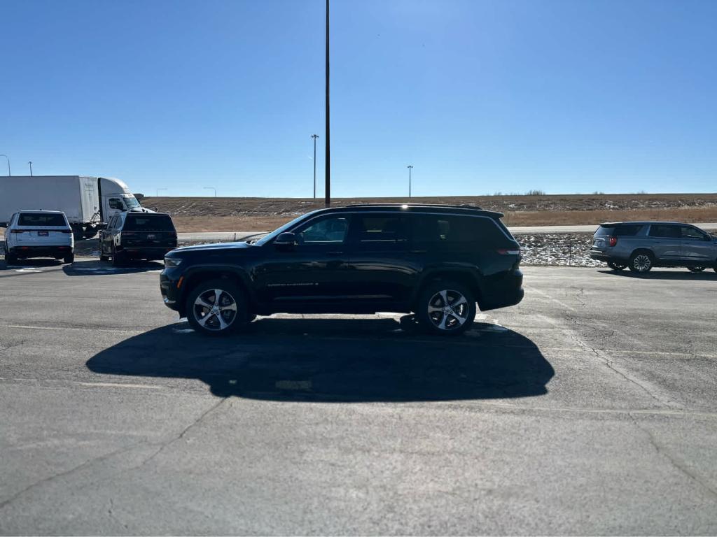 new 2025 Jeep Grand Cherokee L car, priced at $54,535