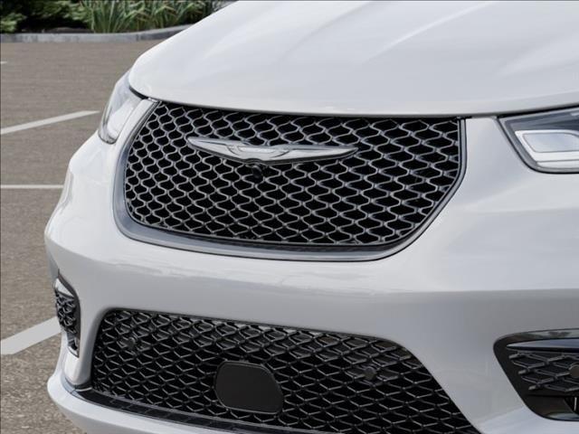 new 2025 Chrysler Pacifica car, priced at $39,267