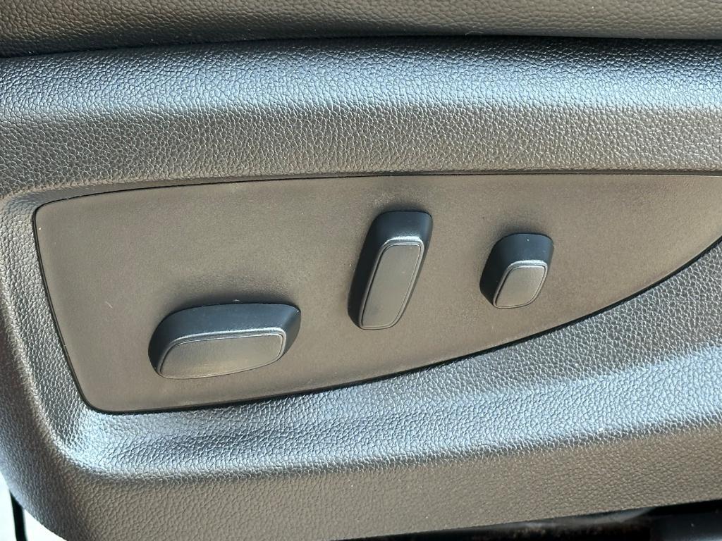 used 2018 Chevrolet Silverado 1500 car, priced at $27,418