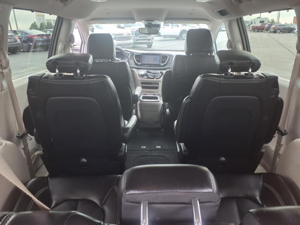 used 2023 Chrysler Pacifica car, priced at $23,886