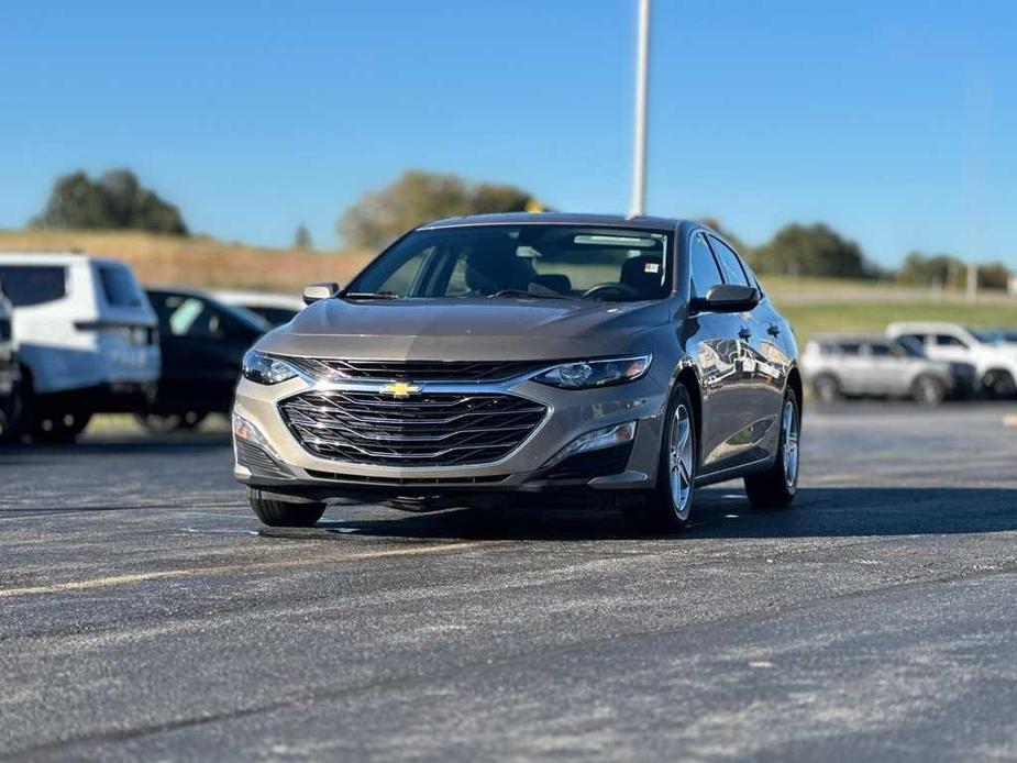 used 2022 Chevrolet Malibu car, priced at $19,286