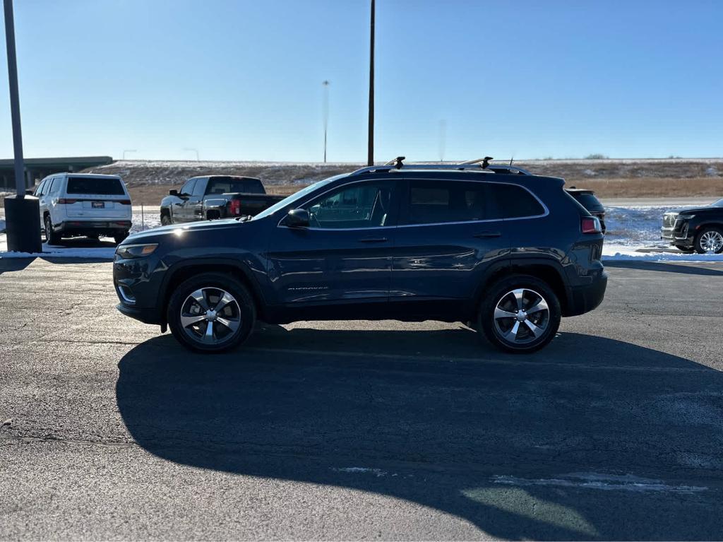 used 2020 Jeep Cherokee car, priced at $20,153