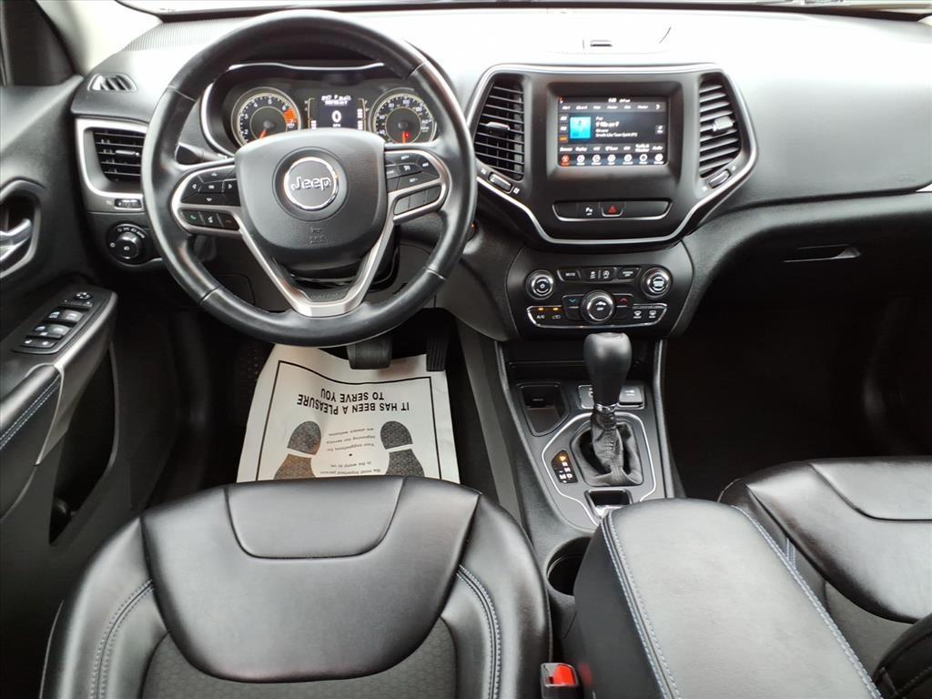 used 2019 Jeep Cherokee car, priced at $18,495