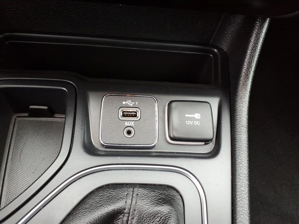 used 2019 Jeep Cherokee car, priced at $18,495