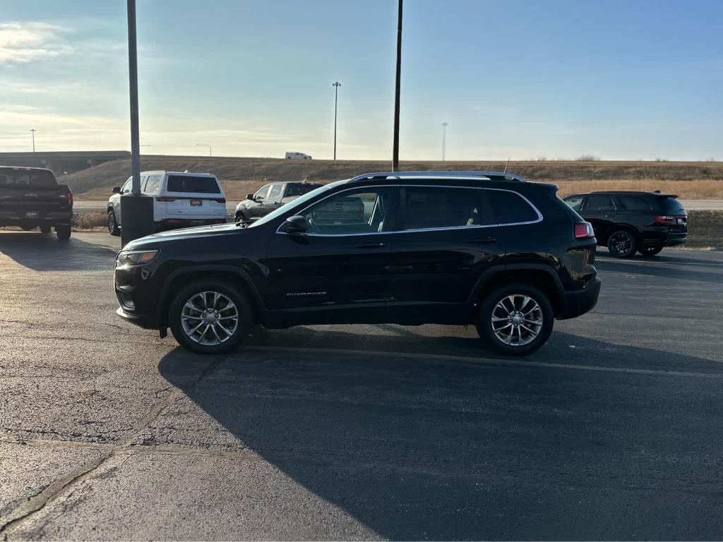 used 2020 Jeep Cherokee car, priced at $20,994