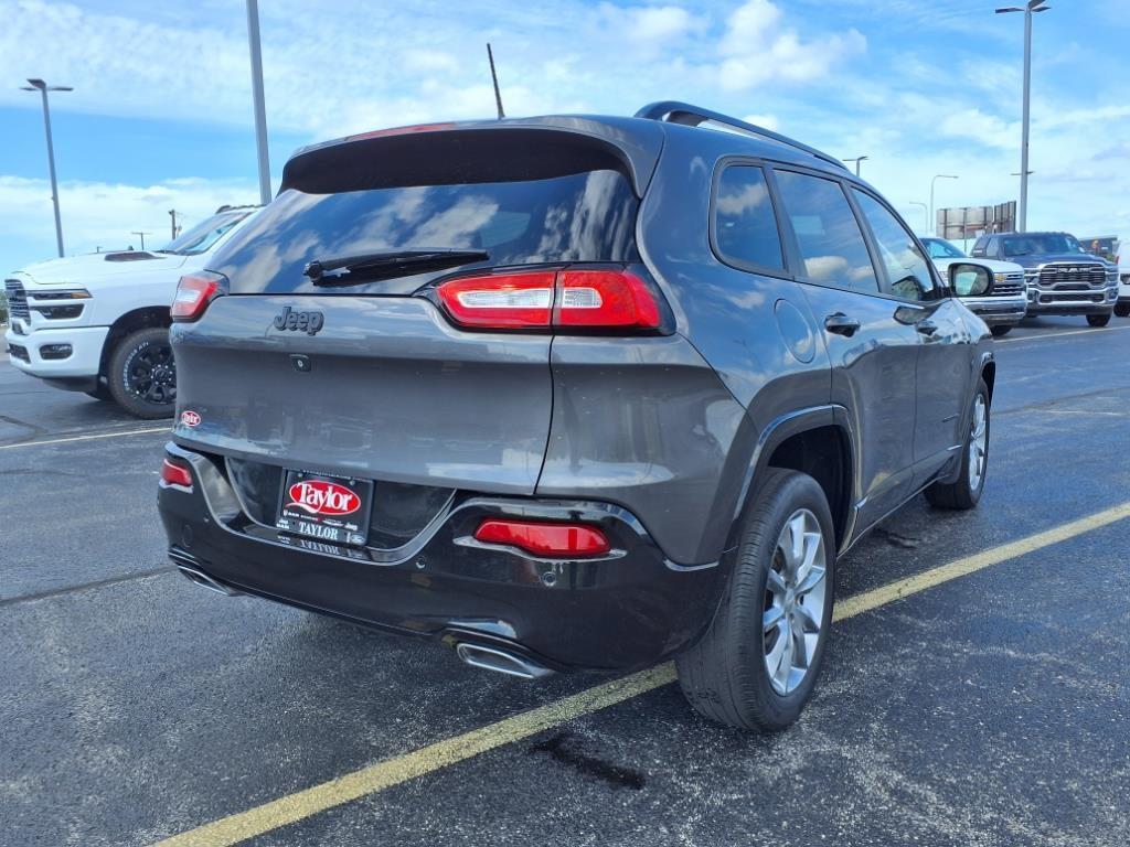 used 2018 Jeep Cherokee car, priced at $15,995