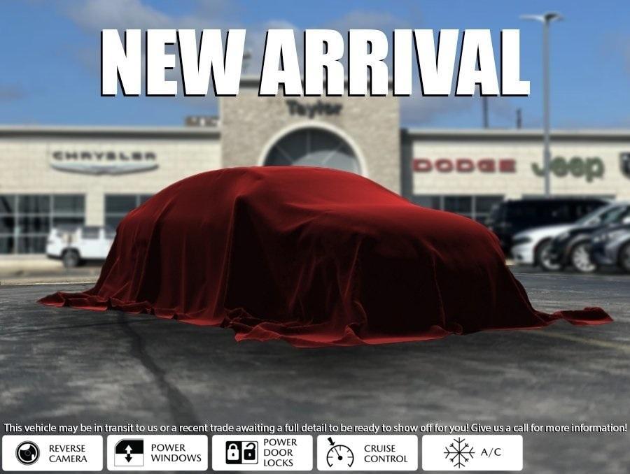 used 2018 Jeep Cherokee car, priced at $15,995