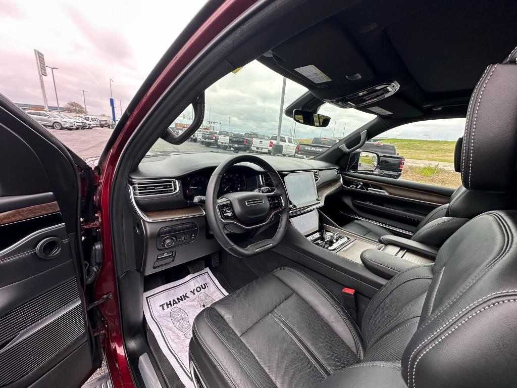 new 2024 Jeep Grand Wagoneer car, priced at $82,051
