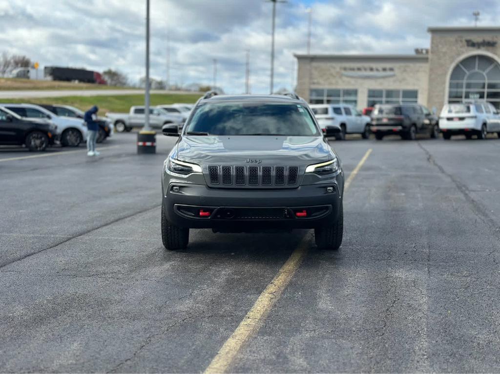 used 2022 Jeep Cherokee car, priced at $27,890