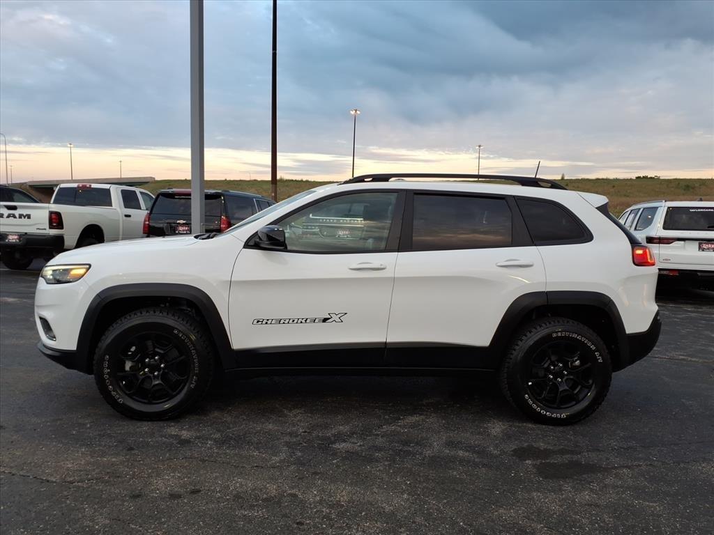 used 2022 Jeep Cherokee car, priced at $26,182