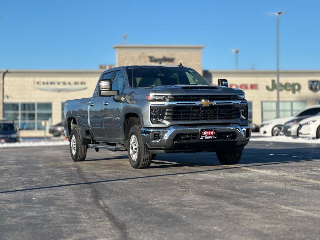 used 2024 Chevrolet Silverado 2500 car, priced at $59,988