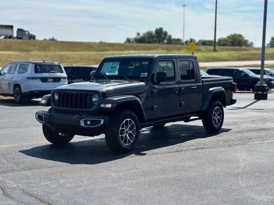 new 2024 Jeep Gladiator car, priced at $44,467