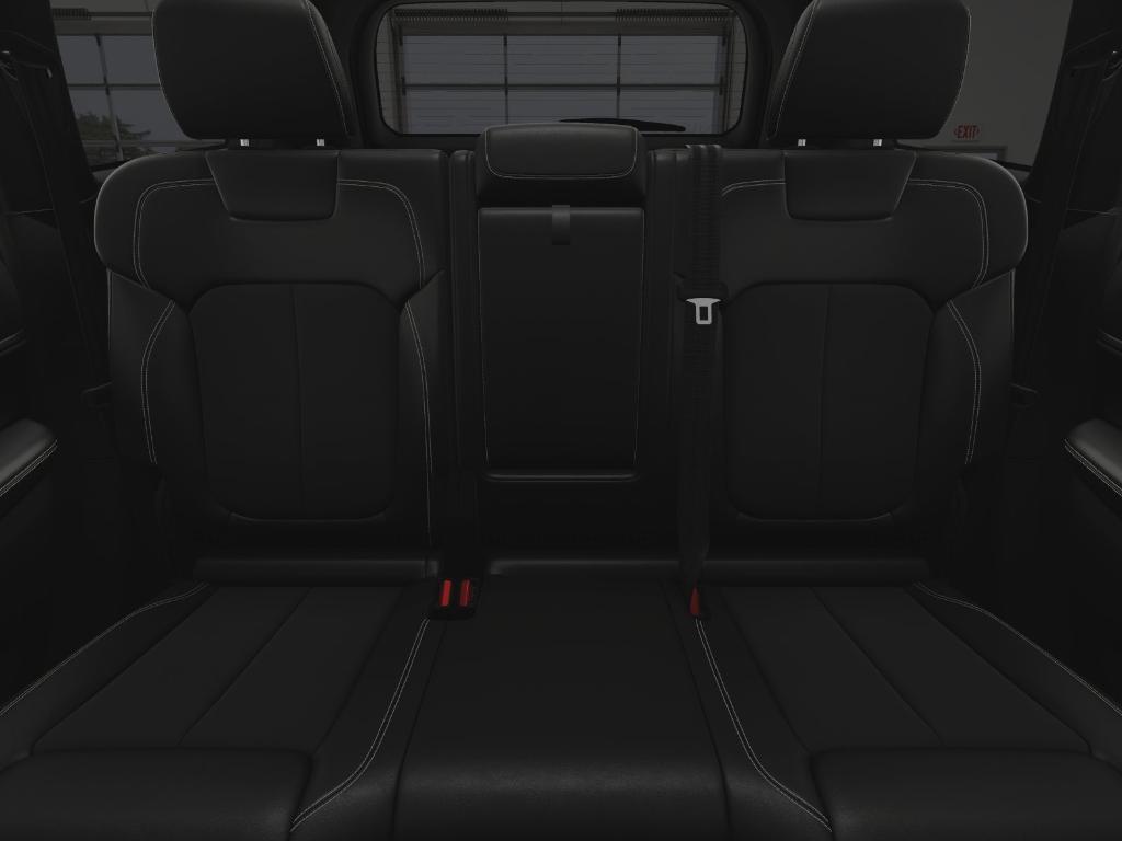 new 2025 Jeep Grand Cherokee car, priced at $38,477