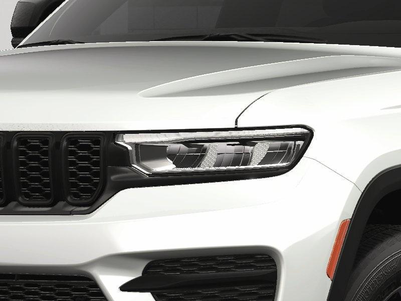 new 2025 Jeep Grand Cherokee car, priced at $38,477