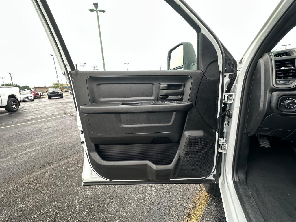 new 2024 Ram 2500 car, priced at $63,701