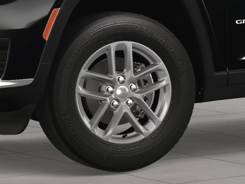 new 2025 Jeep Grand Cherokee L car, priced at $41,897