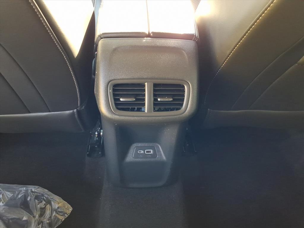 used 2023 Buick Envision car, priced at $23,298