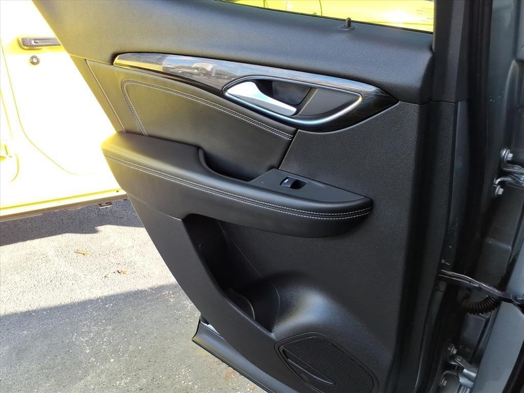 used 2023 Buick Envision car, priced at $23,298