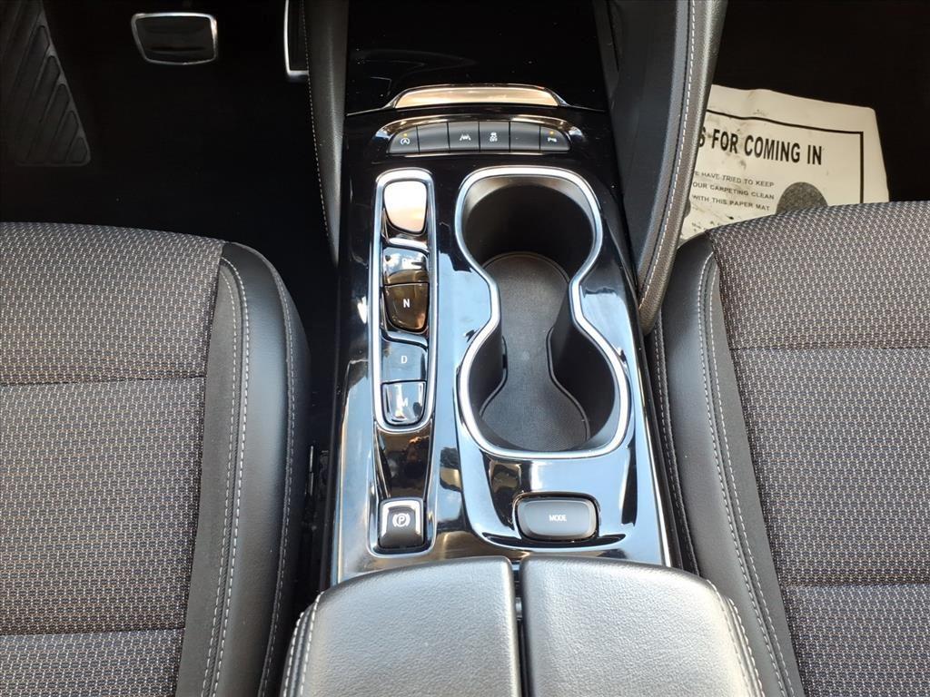 used 2023 Buick Envision car, priced at $23,298