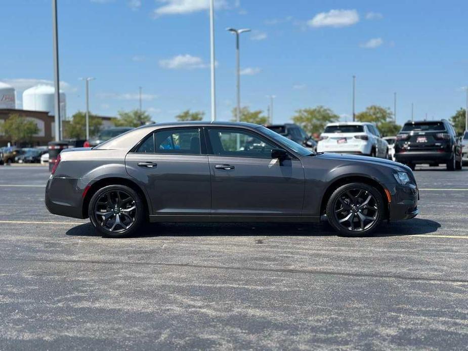 new 2023 Chrysler 300 car, priced at $32,000