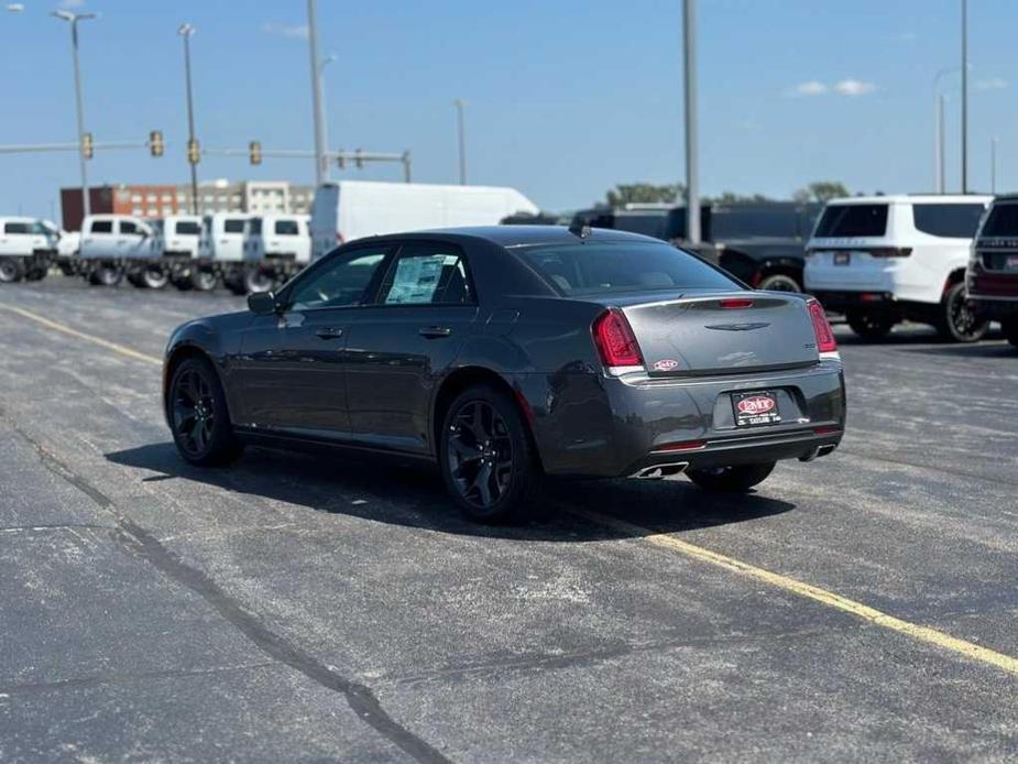 new 2023 Chrysler 300 car, priced at $32,000