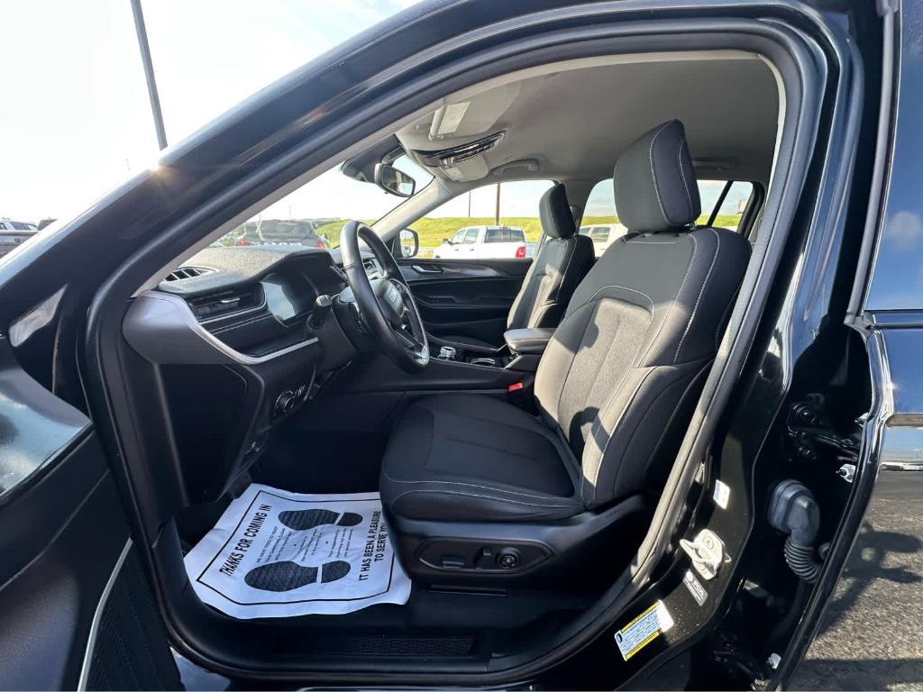 used 2022 Jeep Grand Cherokee L car, priced at $28,700