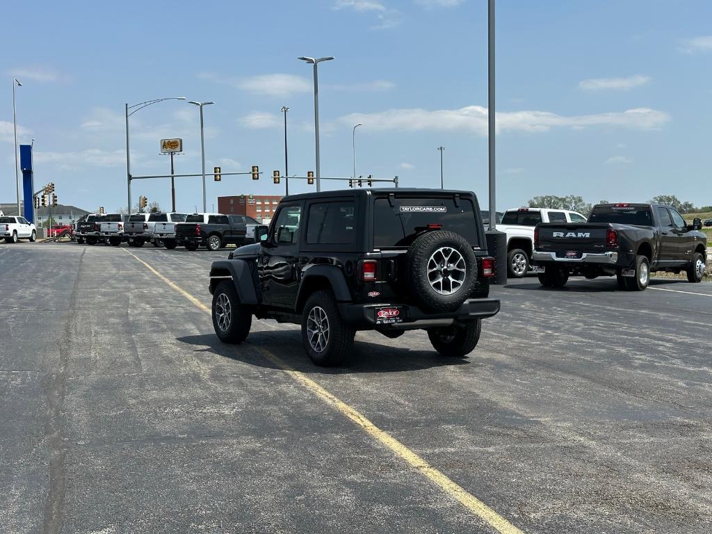 new 2025 Jeep Wrangler car, priced at $39,859