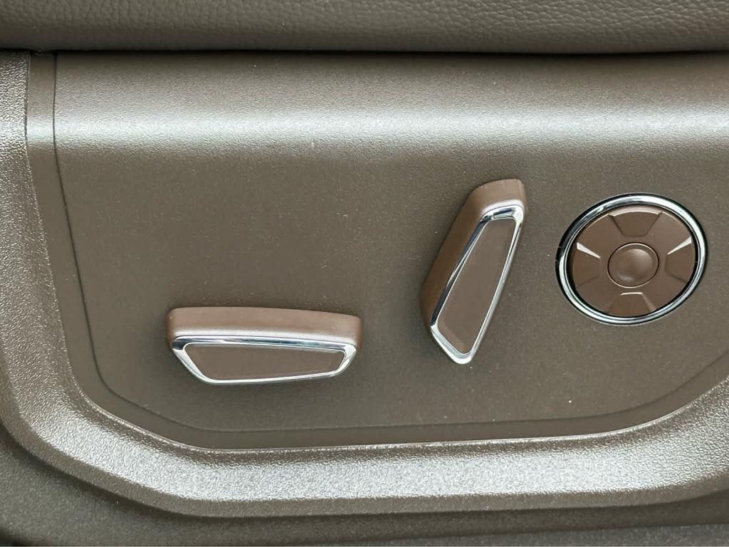 used 2020 Ford F-150 car, priced at $36,995