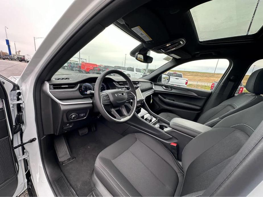 new 2025 Jeep Grand Cherokee L car, priced at $42,313