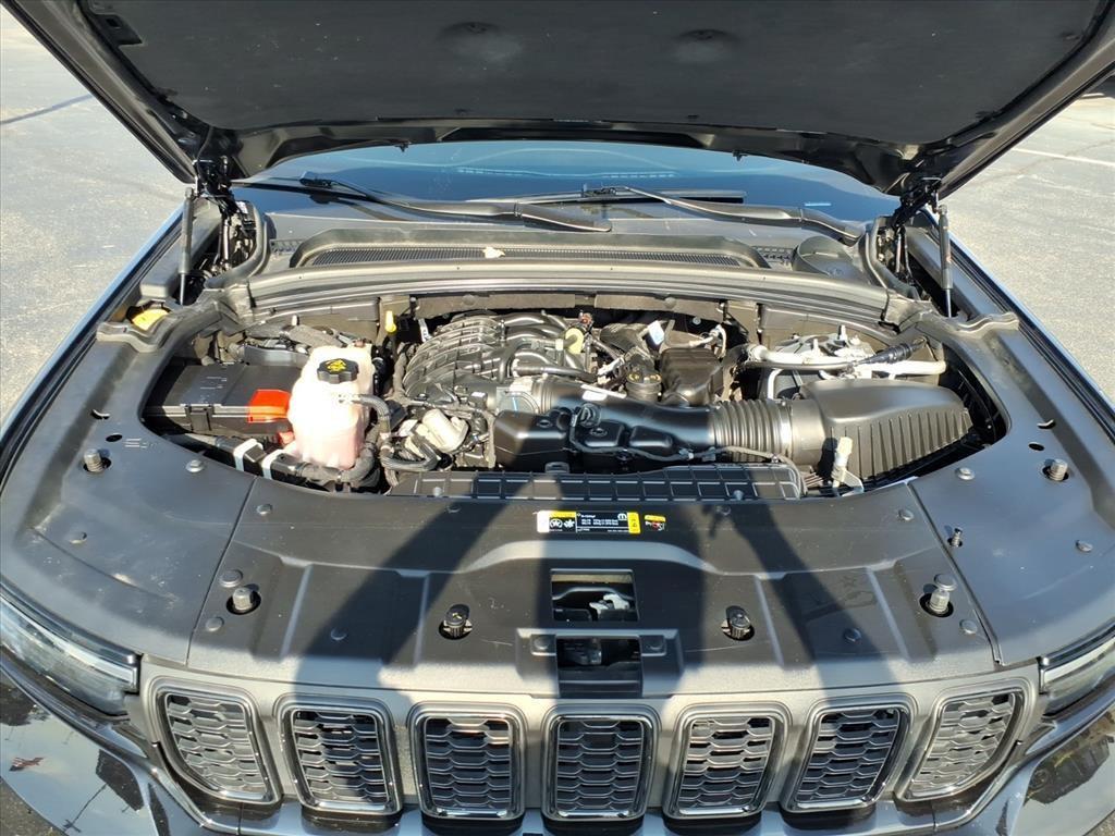 used 2024 Jeep Grand Cherokee car, priced at $32,715