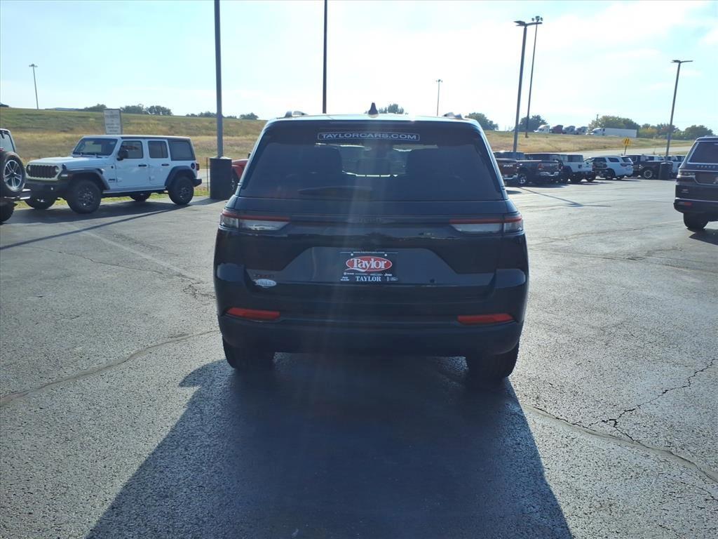 used 2024 Jeep Grand Cherokee car, priced at $32,715