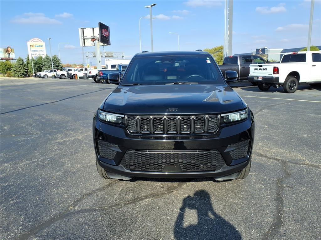 used 2024 Jeep Grand Cherokee car, priced at $32,715