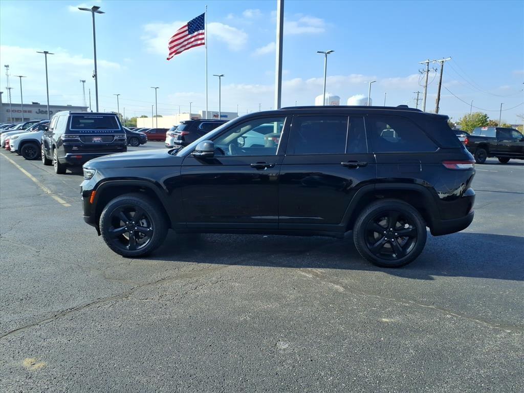 used 2024 Jeep Grand Cherokee car, priced at $32,715