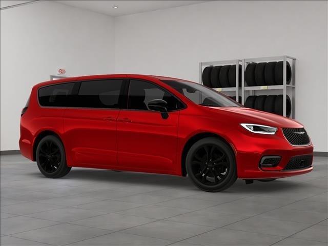 new 2026 Chrysler Pacifica car, priced at $41,041