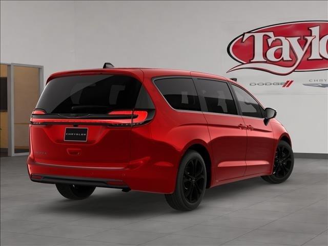 new 2026 Chrysler Pacifica car, priced at $41,041