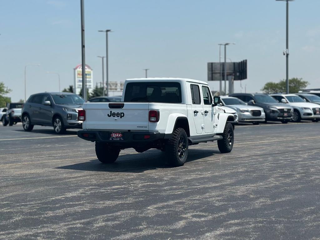 new 2025 Jeep Gladiator car, priced at $44,693