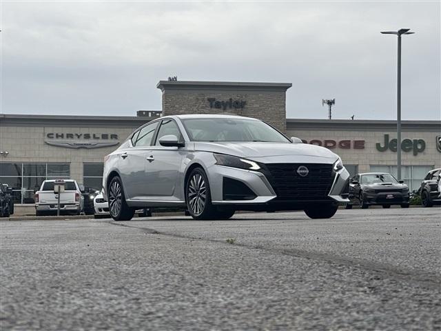 used 2023 Nissan Altima car, priced at $19,469